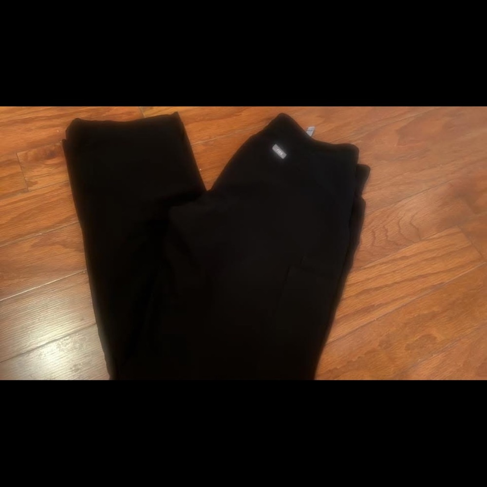 Figs Black scrub pant